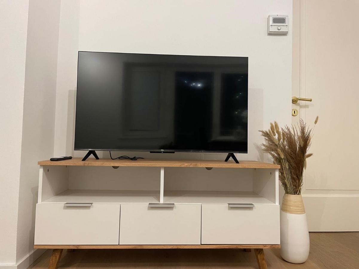 80M2 Apartment With Balcony & Free Netflix Vienna Esterno foto